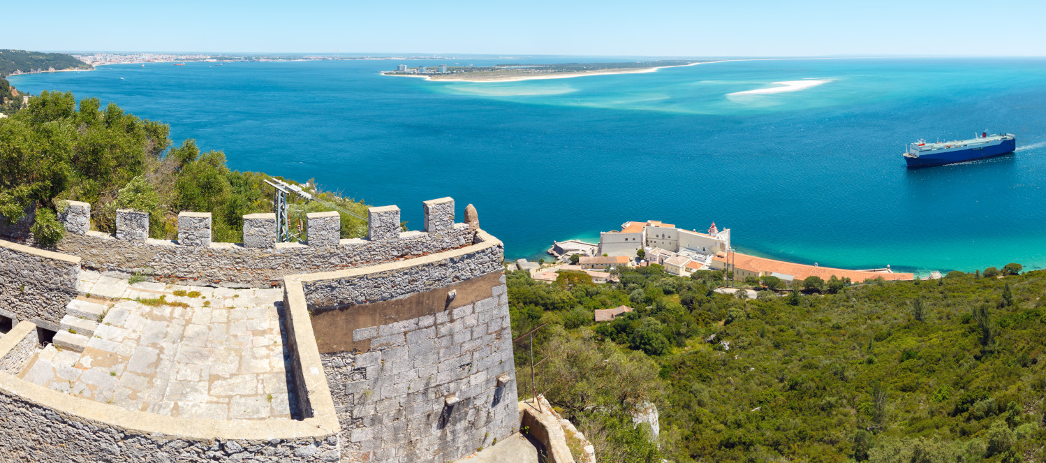 Arrábida from land to sea